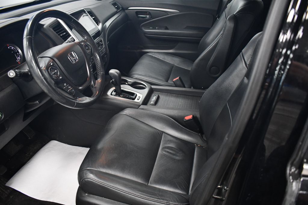 Thumbnail: 2018 Honda Pilot - 6