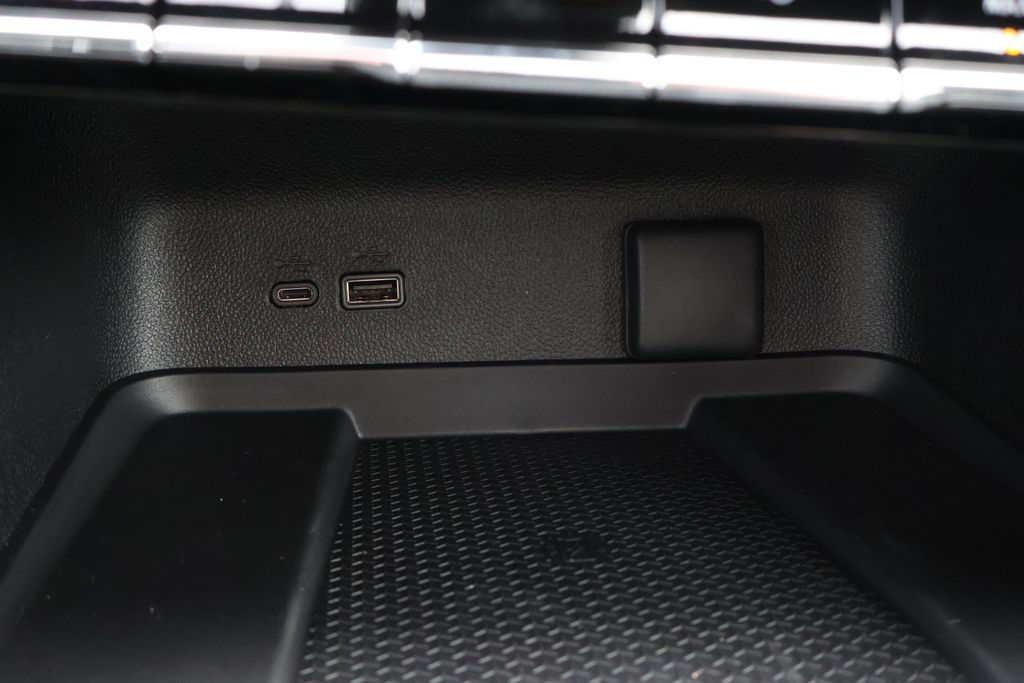 Thumbnail: 2026 Chevrolet Traverse - 29