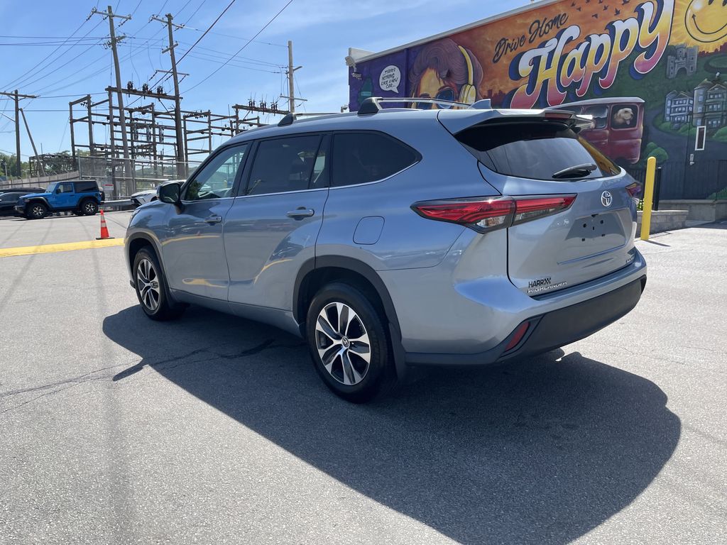 Used 2022 Toyota Highlander SUV