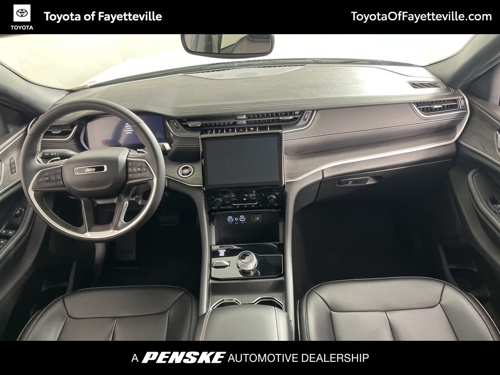 Thumbnail: 2024 Jeep Grand Cherokee L - 21