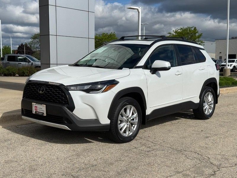 View vehicle photo 7