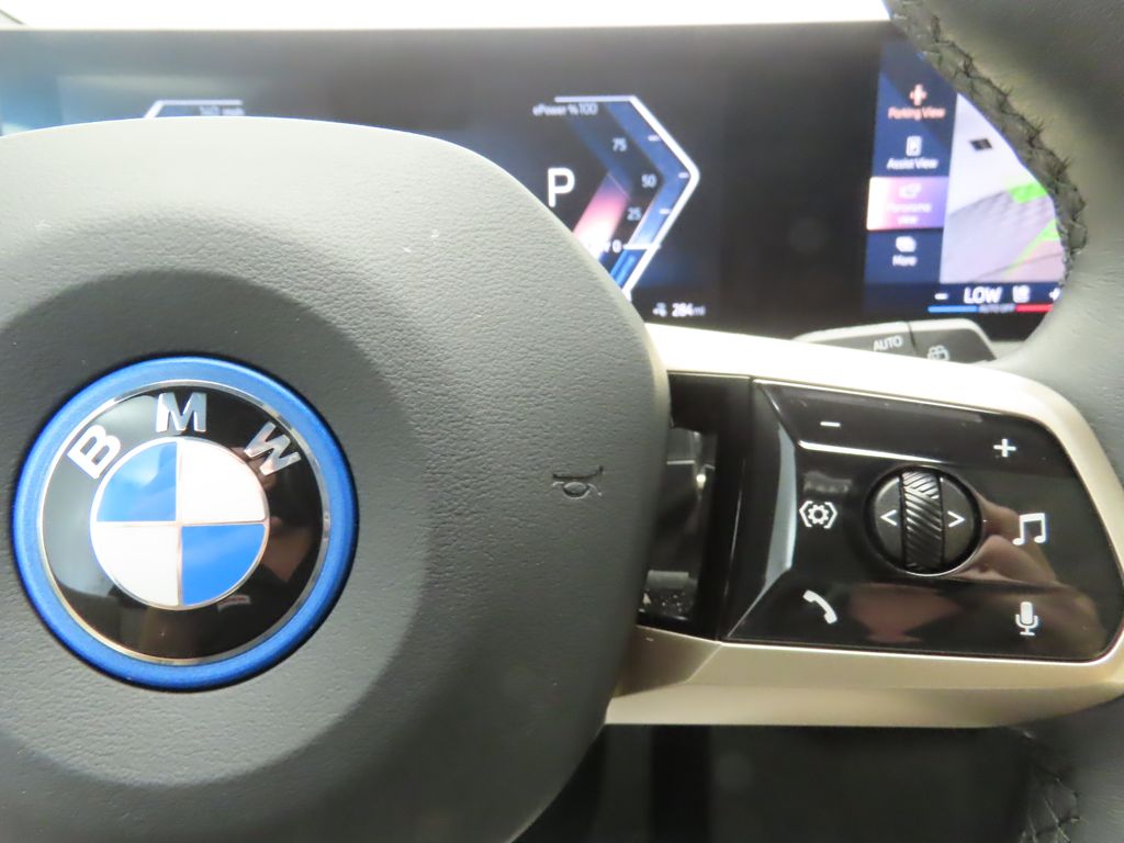 2024 BMW iX xDrive50 12