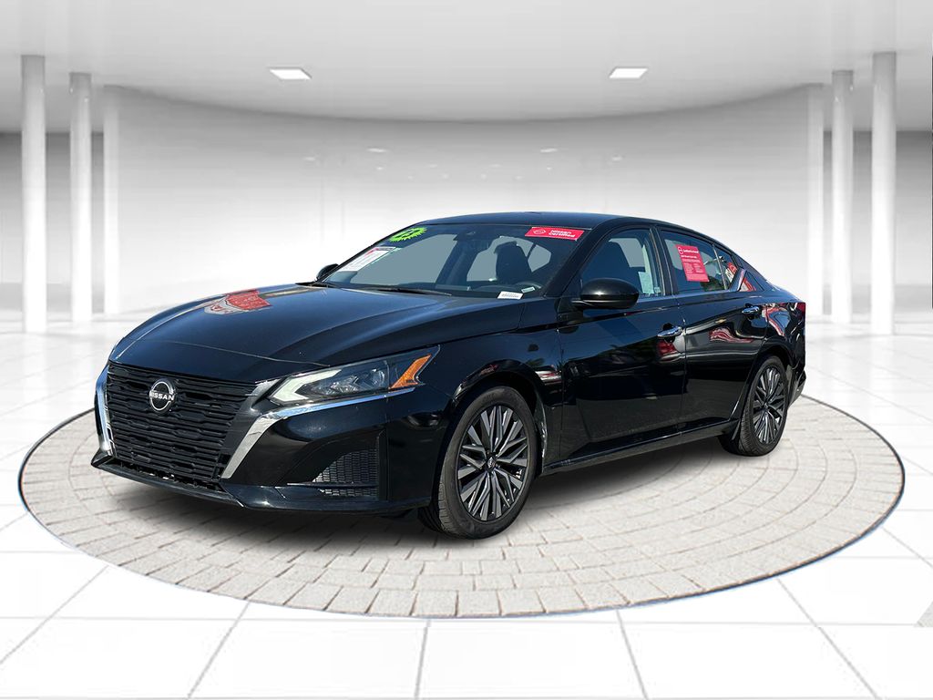 2023 Nissan Altima 2.5 SV FWD