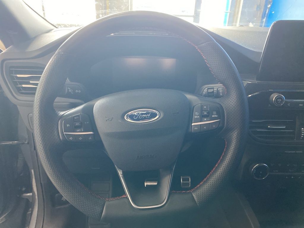 Used 2023 Gray Ford ST-Line image 20