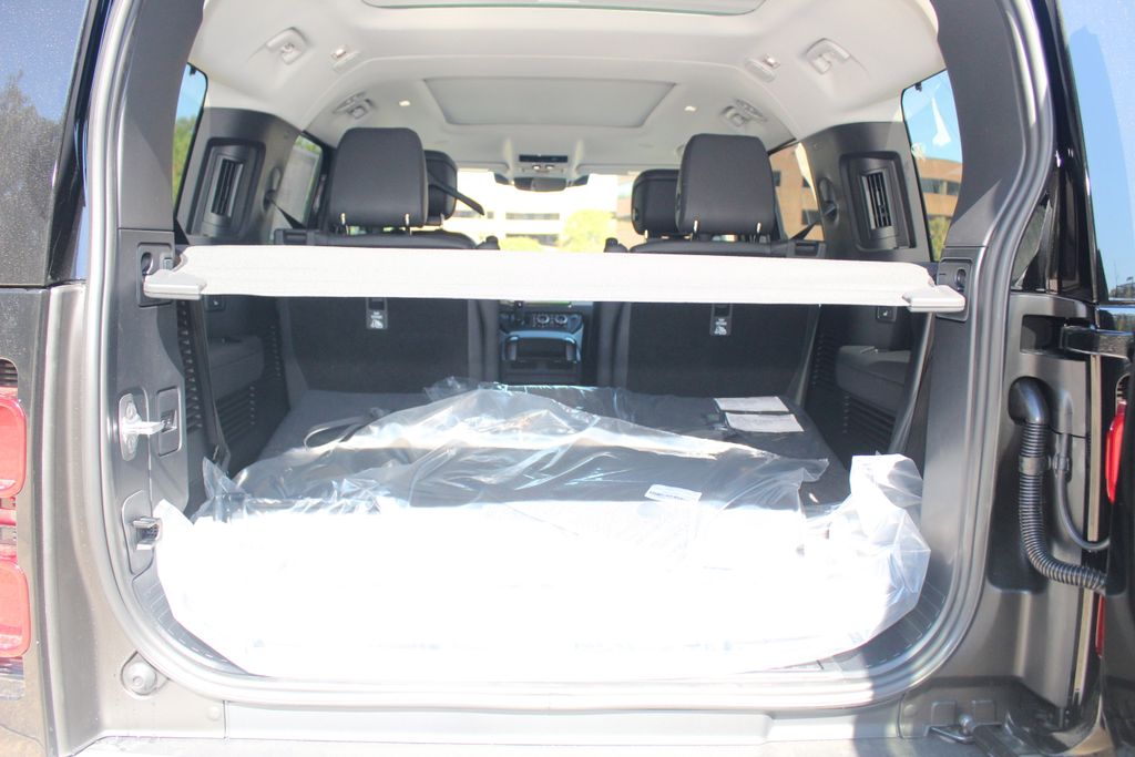 New 2025 Black Land Rover S image 12