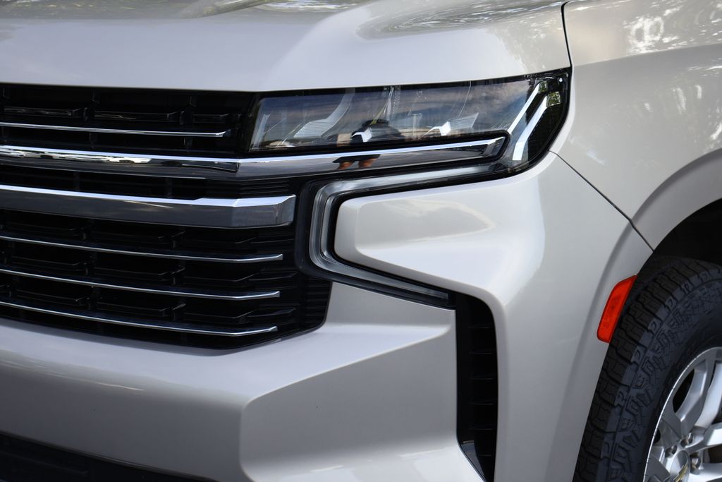 Thumbnail: 2021 Chevrolet Tahoe - 3