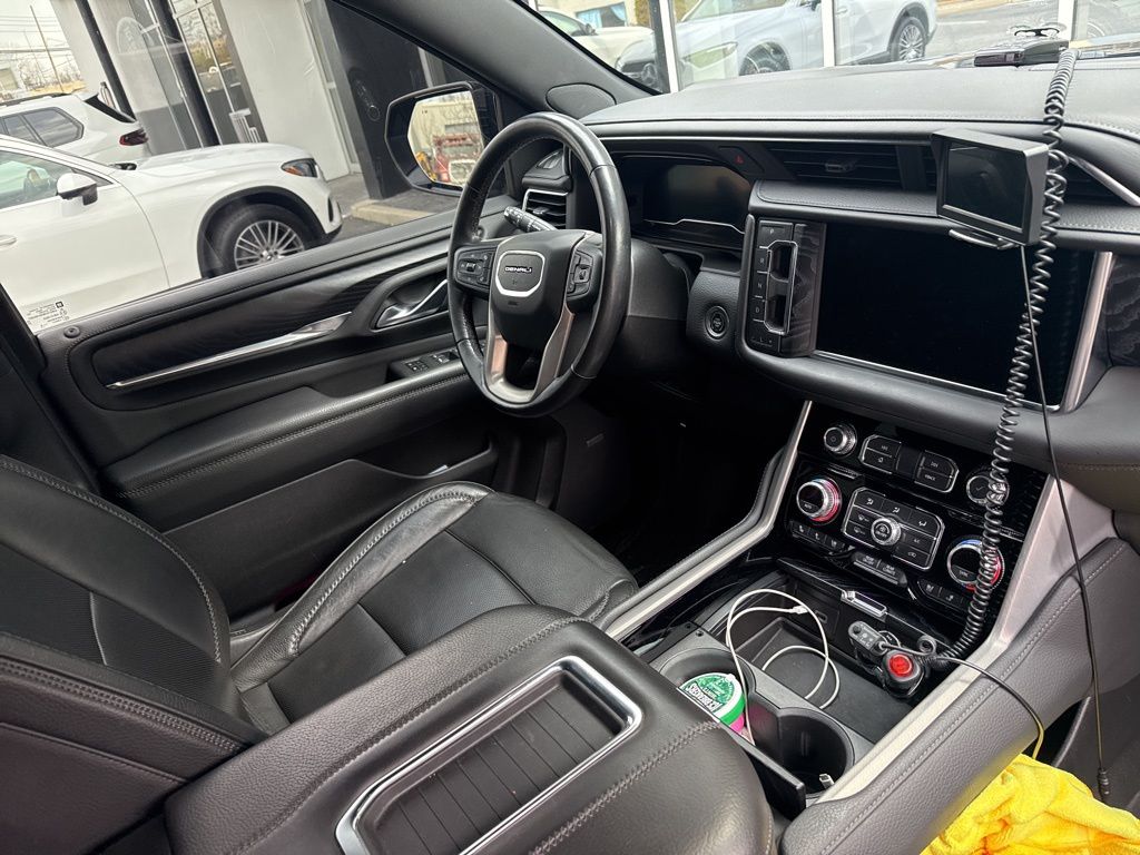 Thumbnail: 2022 GMC Yukon - 3