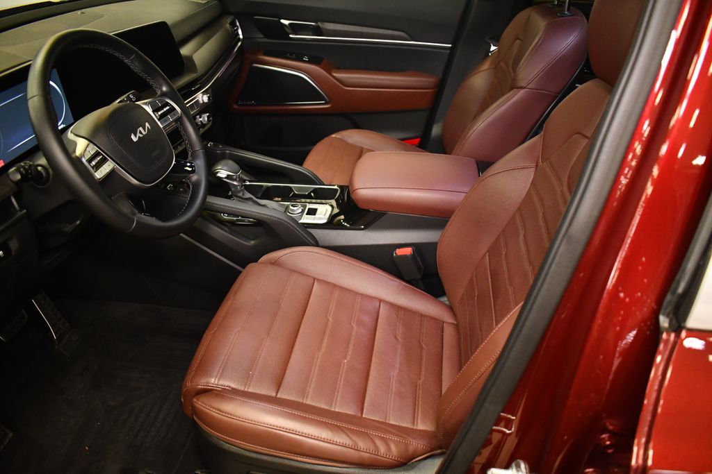 Thumbnail: 2023 Kia Telluride - 26