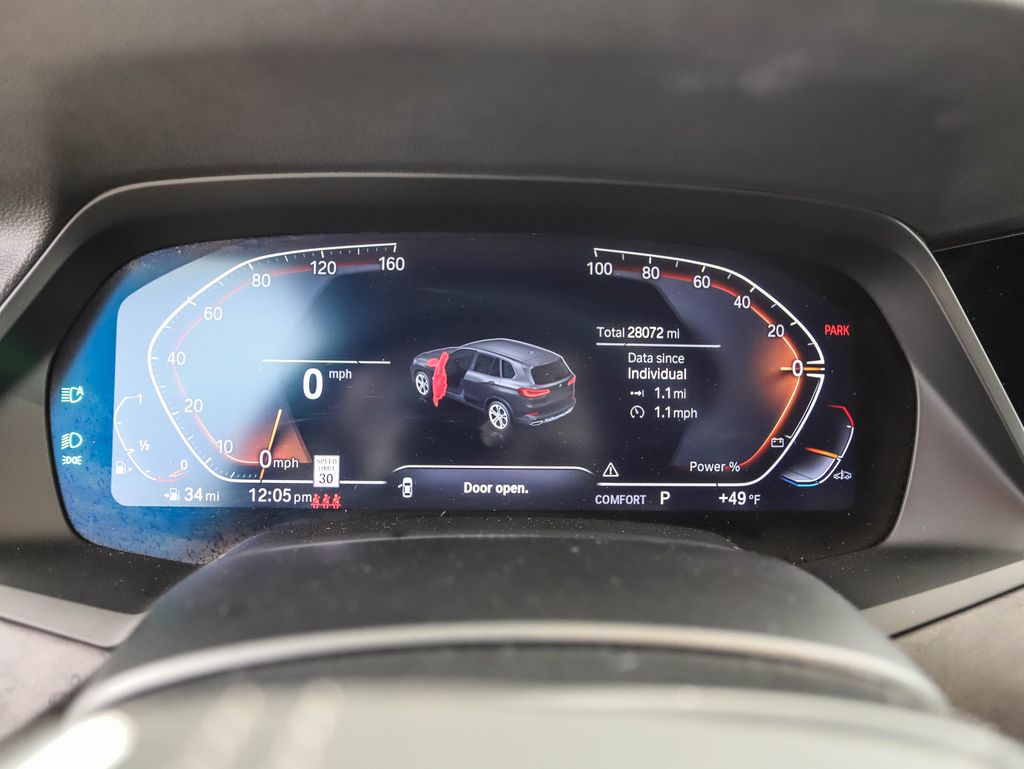 Thumbnail: 2022 BMW X5 - 13