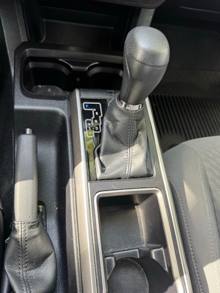 2023 Toyota Tacoma SR5 27