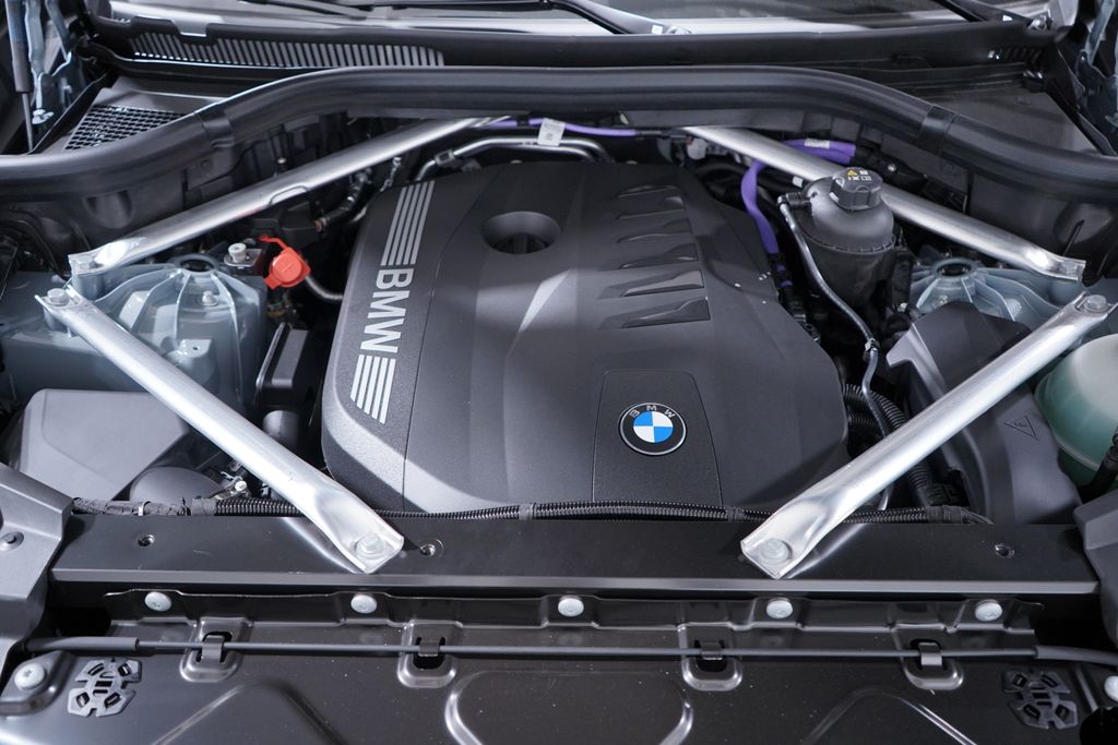 Thumbnail: 2026 BMW X5 - 18