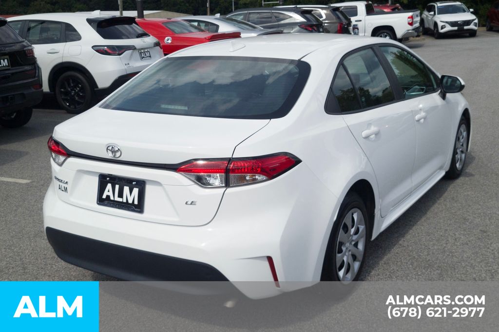 2023 Toyota Corolla LE photo 4