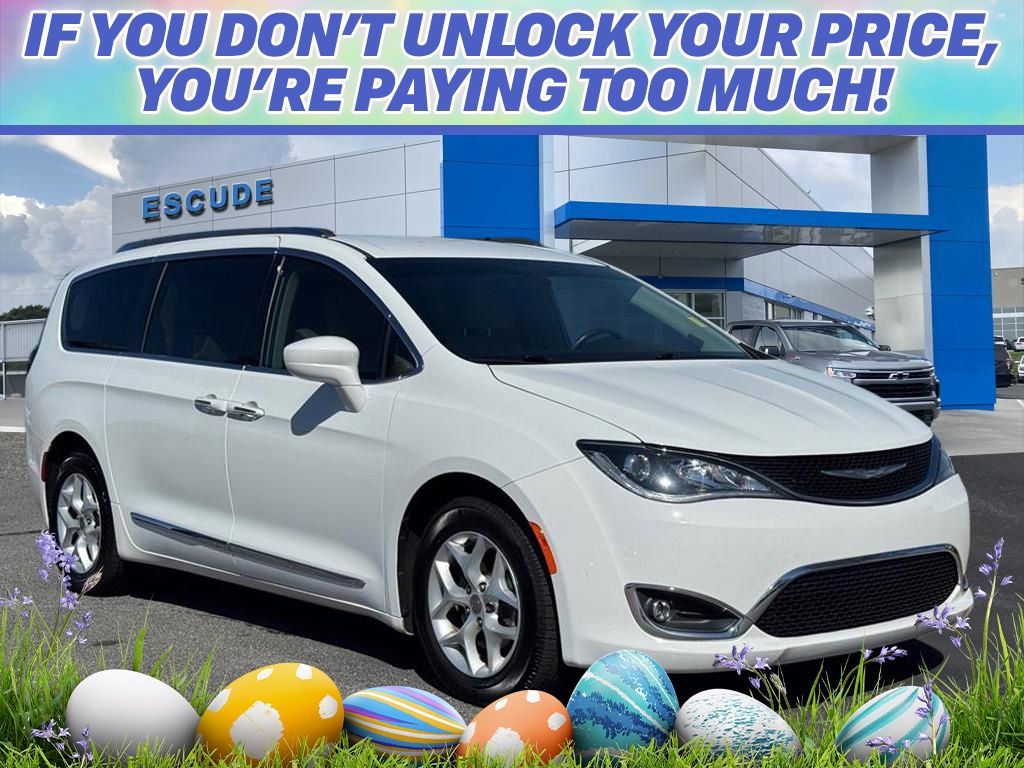 2017 Chrysler Pacifica Touring L Plus FWD