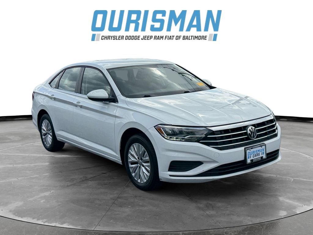Pure White 2020 Volkswagen Jetta Sedan Front-Wheel Drive 8-Speed Automatic