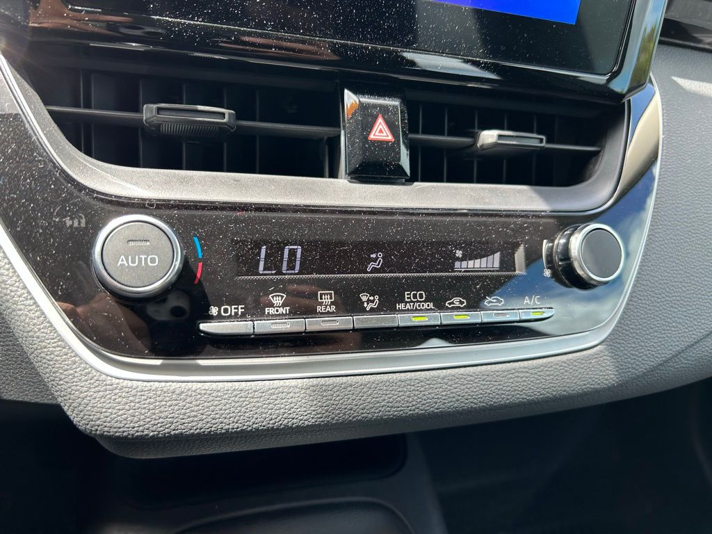 Thumbnail: 2024 Toyota Corolla - 25