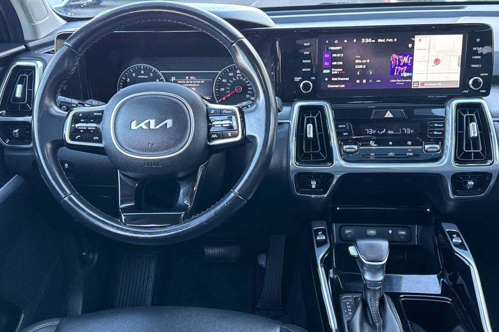 used 2022 Kia Sorento car, priced at $29,914