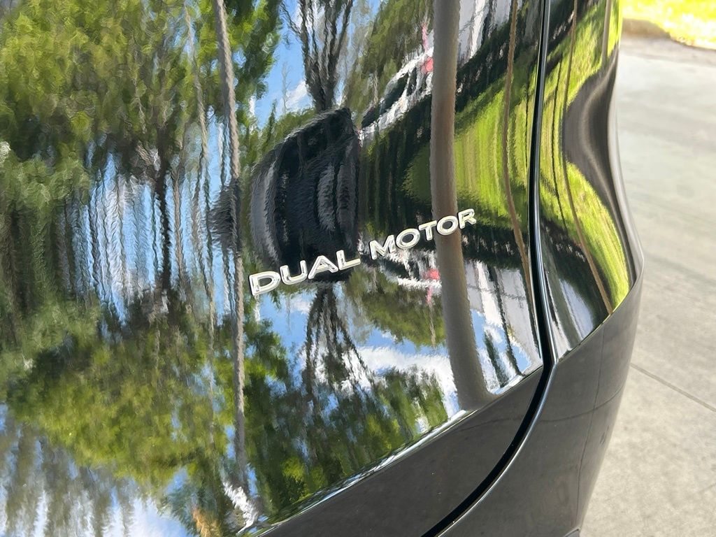Used 2024 Black Tesla Long Range image 16