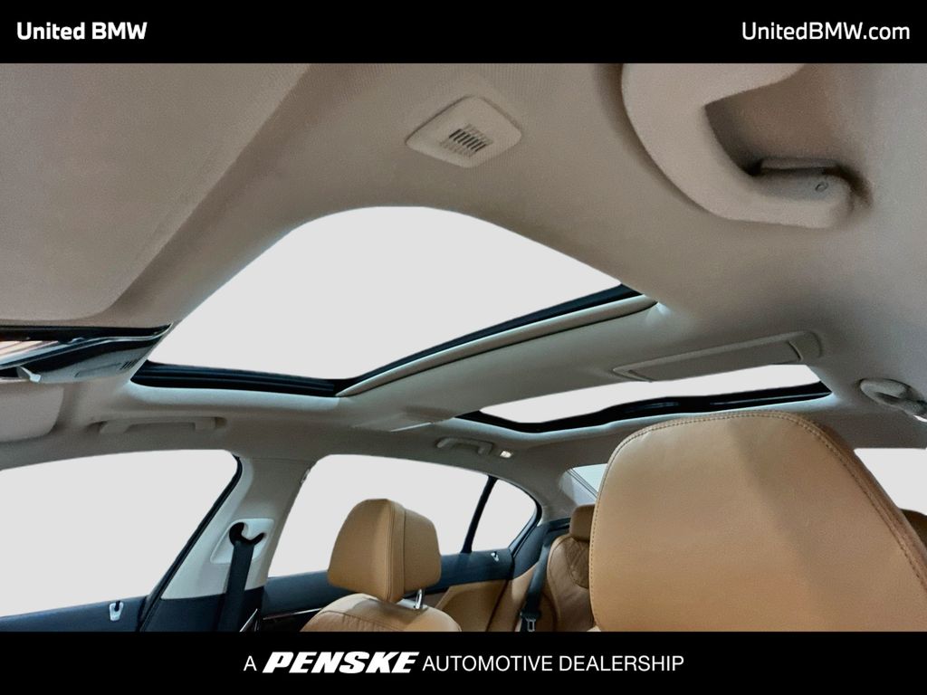 Thumbnail: 2020 BMW 7 Series - 19