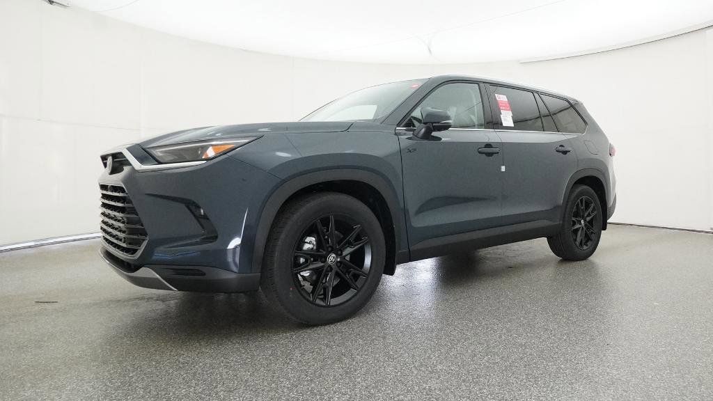 2025 Toyota Grand Highlander Limited 30