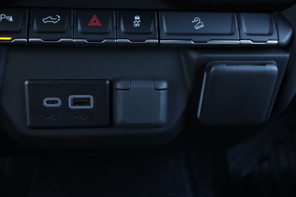 Thumbnail: 2026 Chevrolet Silverado 2500 - 29