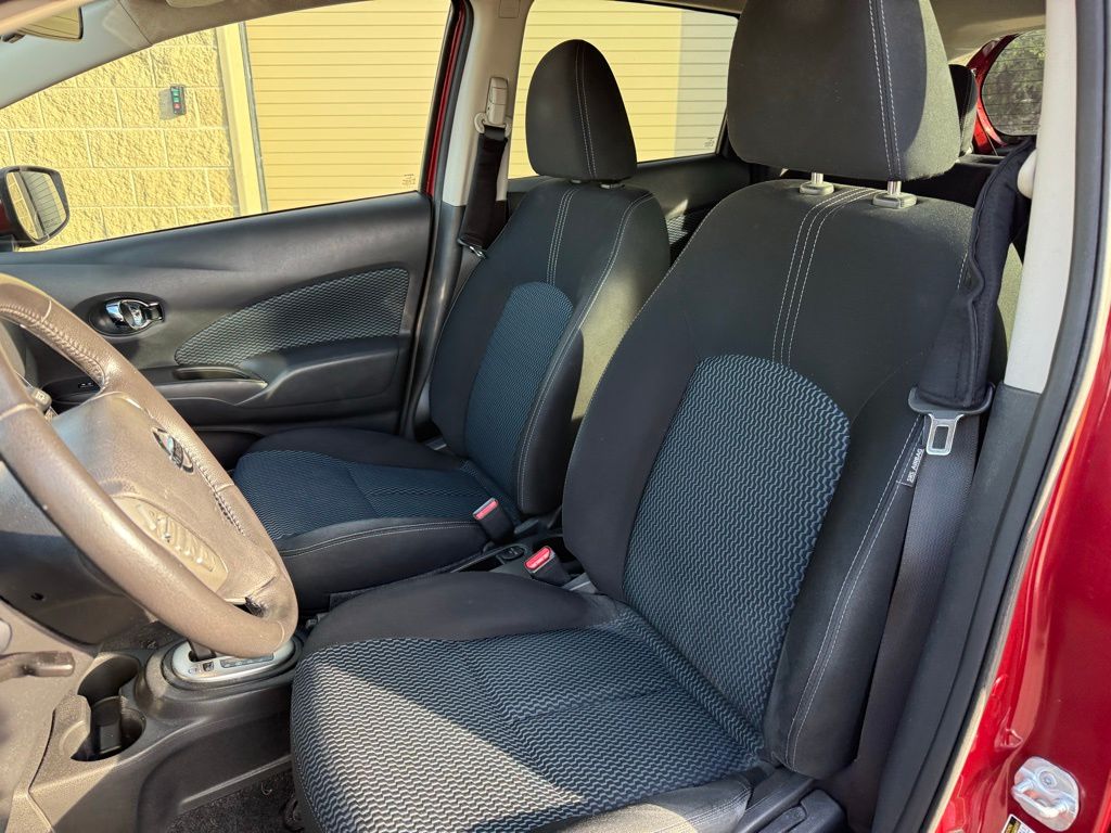 Thumbnail: 2017 Nissan Versa Note - 10