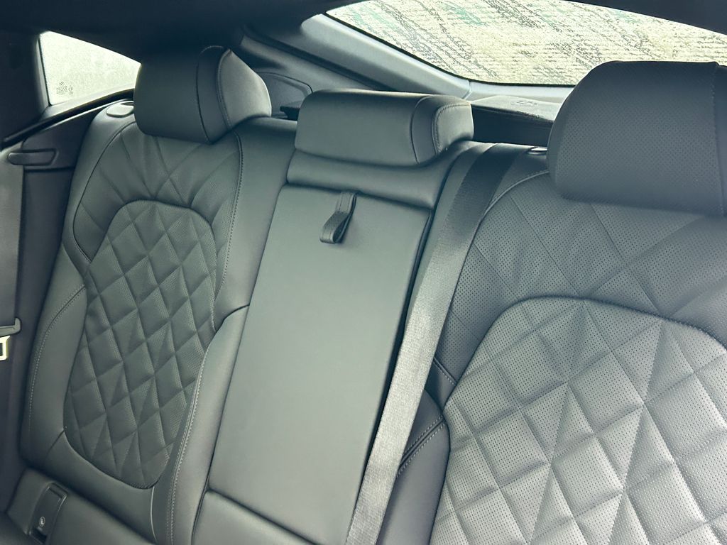 Thumbnail: 2026 BMW X6 - 32