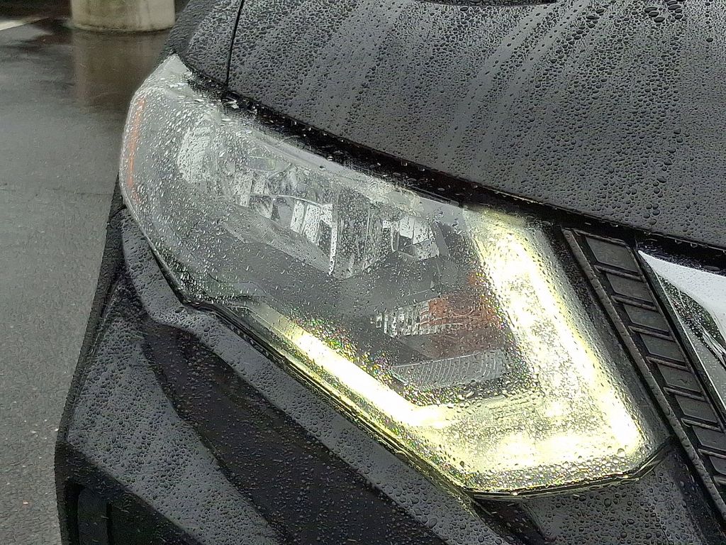 Thumbnail: 2019 Nissan Rogue - 9
