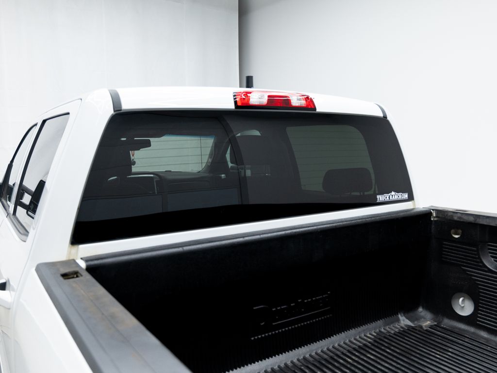 2019 White Chevrolet Silverado 2500HD LT 4X4 Truck
