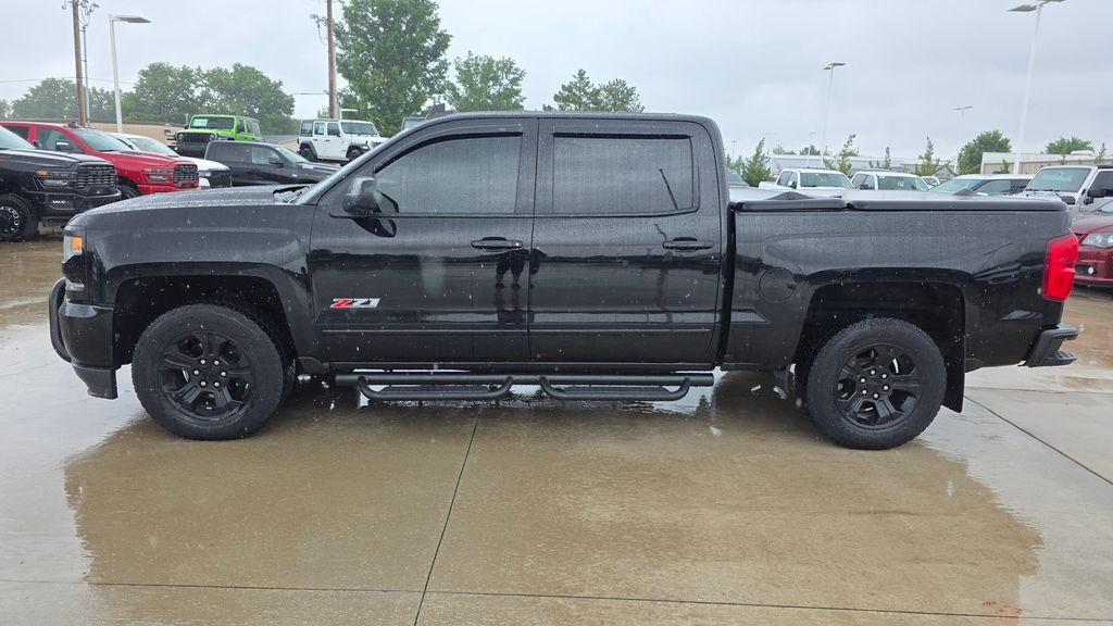 Used 2018 Chevrolet Silverado 1500 LTZ Z71 with VIN 3GCUKSEJXJG309657 for sale in Kansas City
