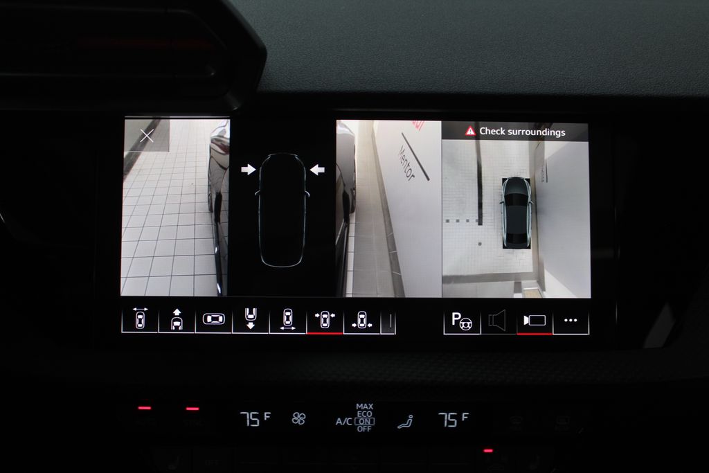 Thumbnail: 2025 Audi RS 3 - 29