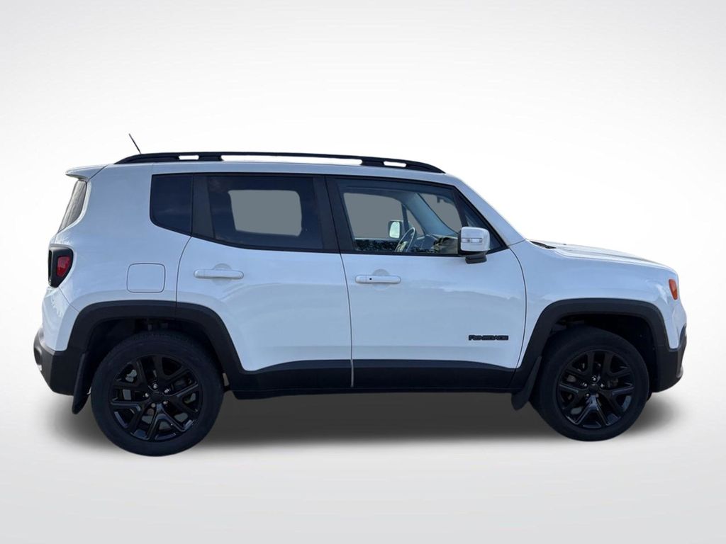 2017 Jeep Renegade Altitude
