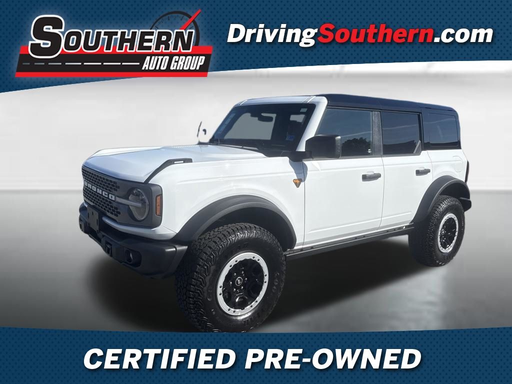 Oxford White 2025 Ford Bronco SUV / Crossover Four-Wheel Drive Automatic
