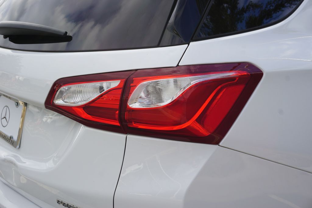 Thumbnail: 2019 Chevrolet Equinox - 16