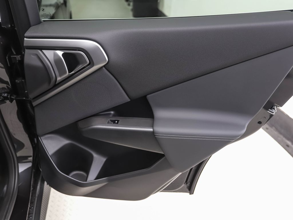 Thumbnail: 2026 BMW X3 - 23