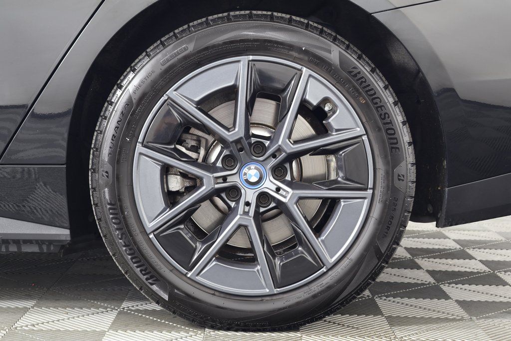 Thumbnail: 2023 BMW i4 - 16