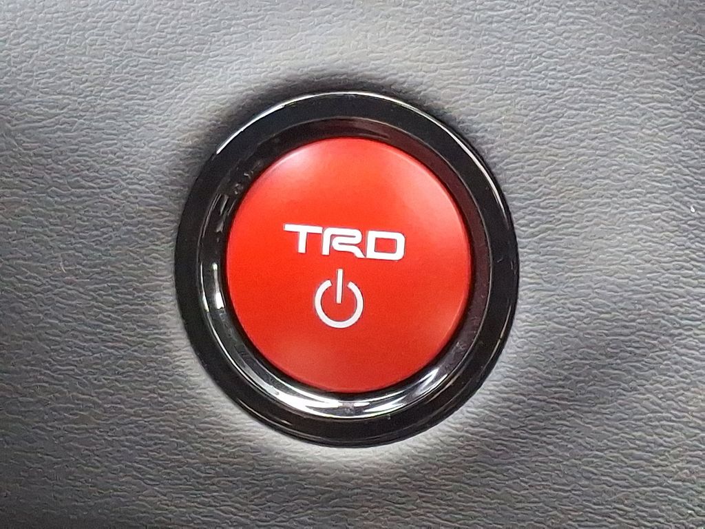 2025 Toyota Tundra Platinum 15