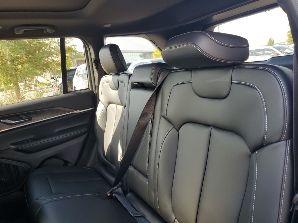 New Car 2025 Jeep Grand Cherokee  Limited For Sale Under $50,000 In Austin, Texas