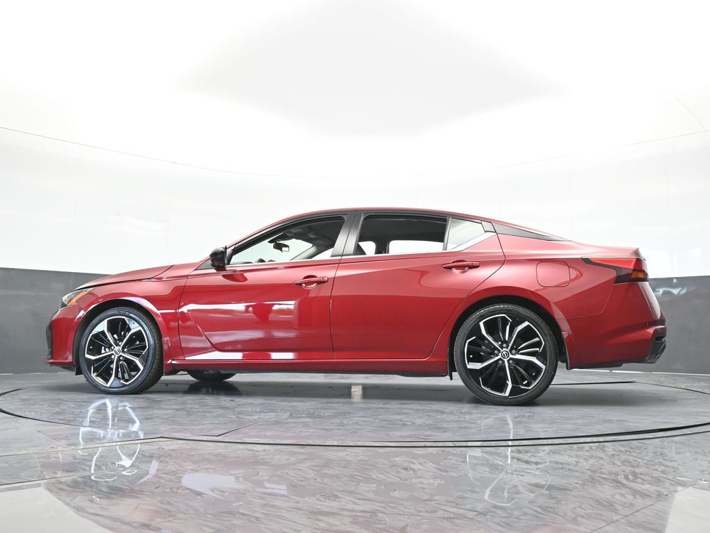 Used 2024 Scarlet Ember Nissan 2.5 SR image 56