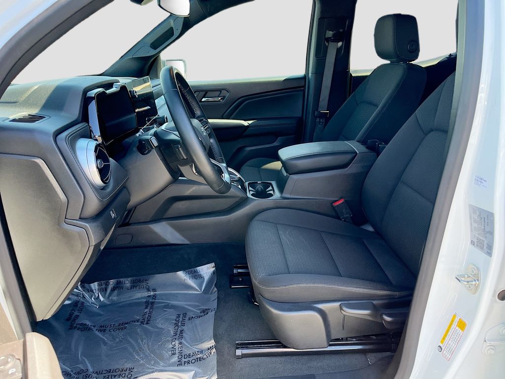 Used 2023 Summit White Chevrolet LT image 19