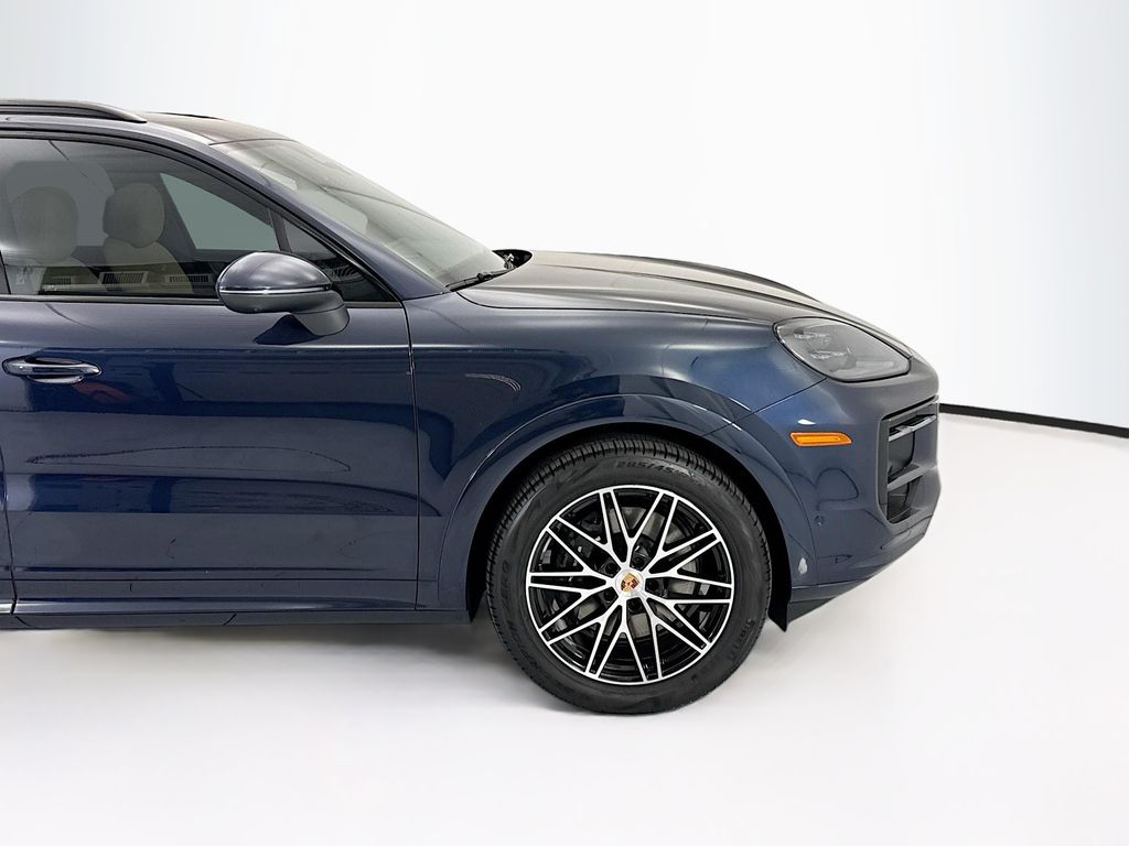 Thumbnail: 2026 Porsche Cayenne - 11