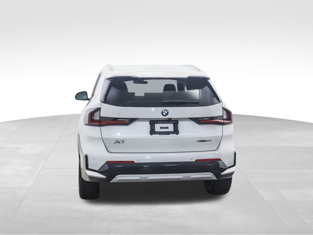 Thumbnail: 2023 BMW X1 - 4