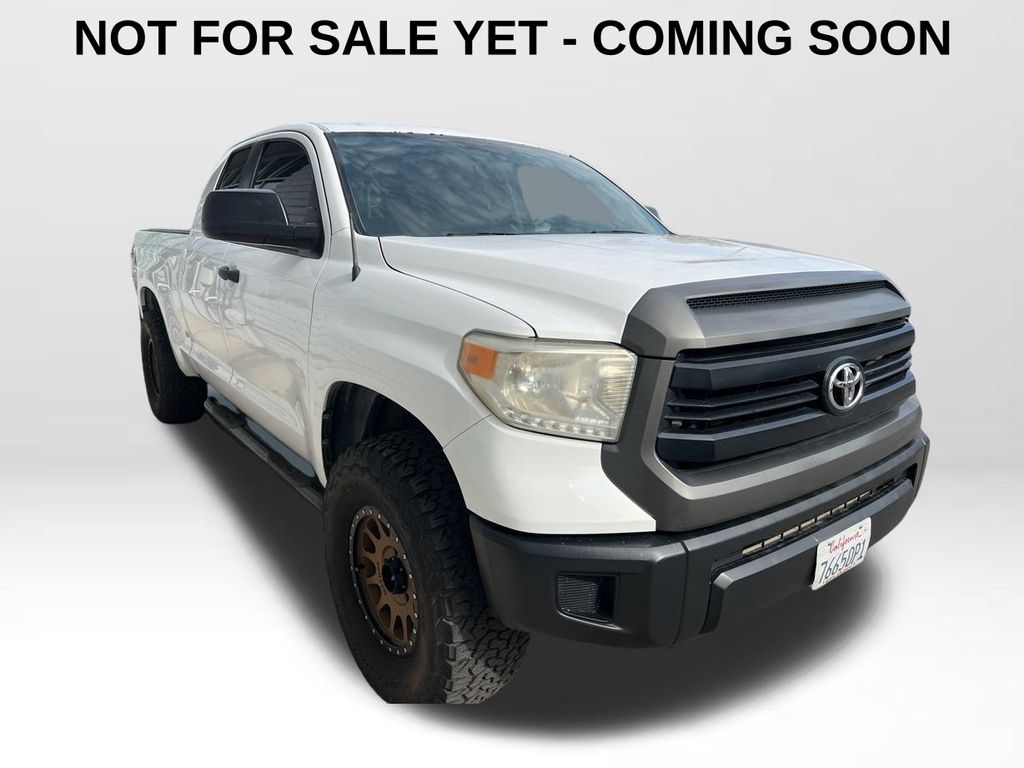 2014 Toyota Tundra SR