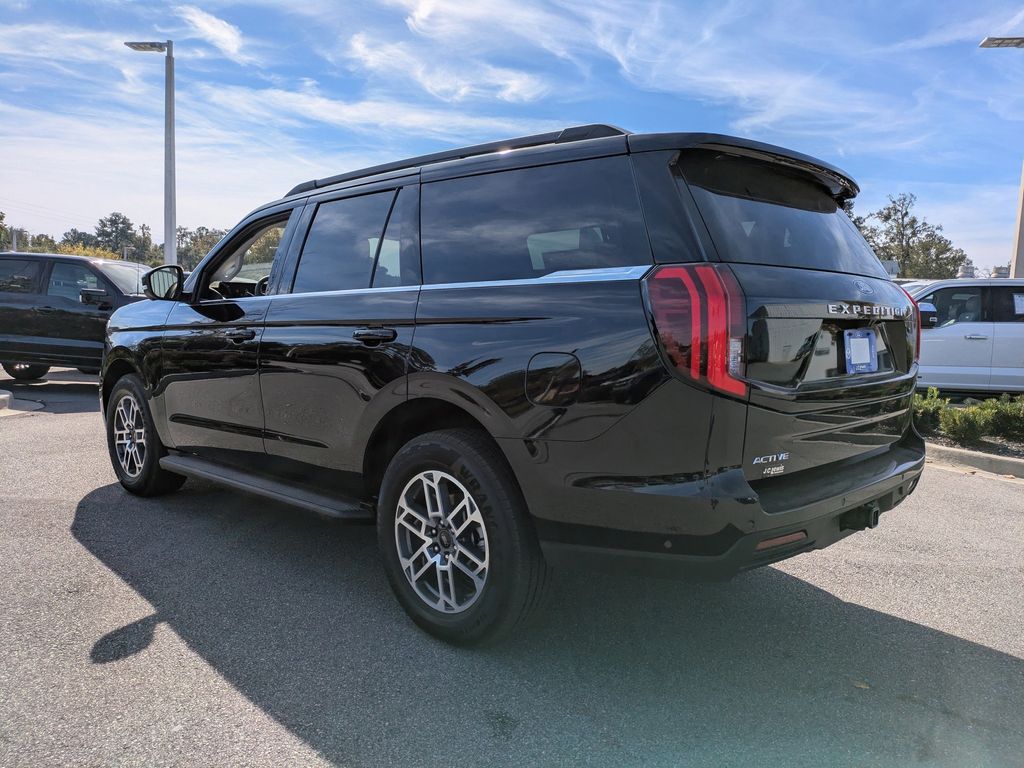 2025 Ford Expedition Active