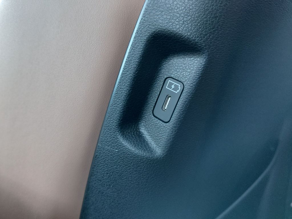 Thumbnail: 2026 Hyundai Santa Fe - 32