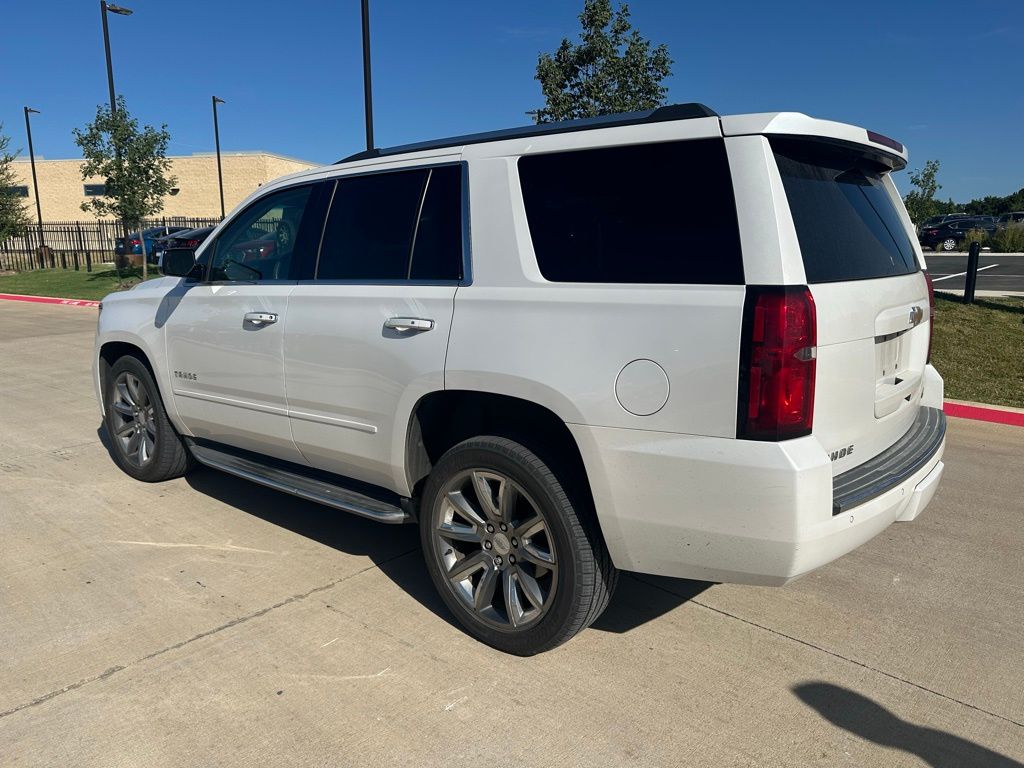 Thumbnail: 2017 Chevrolet Tahoe - 4