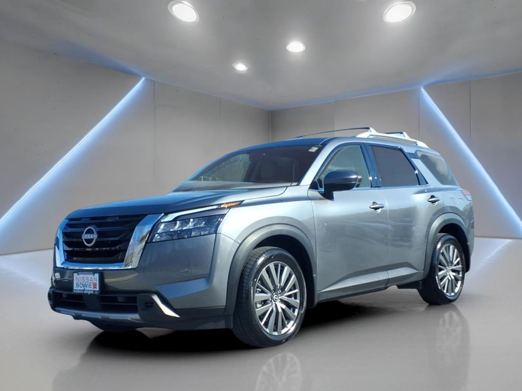 2025 Nissan Pathfinder SL 4WD