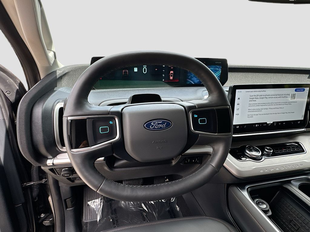 Used 2025 Black Ford Active image 11