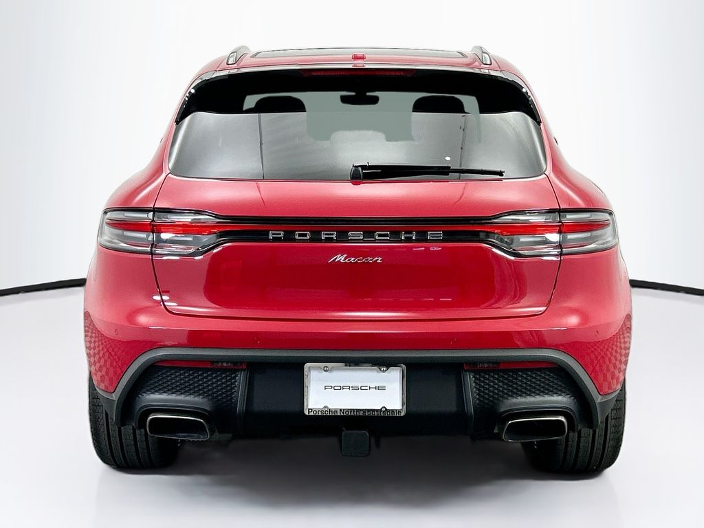 Thumbnail: 2026 Porsche Macan - 6
