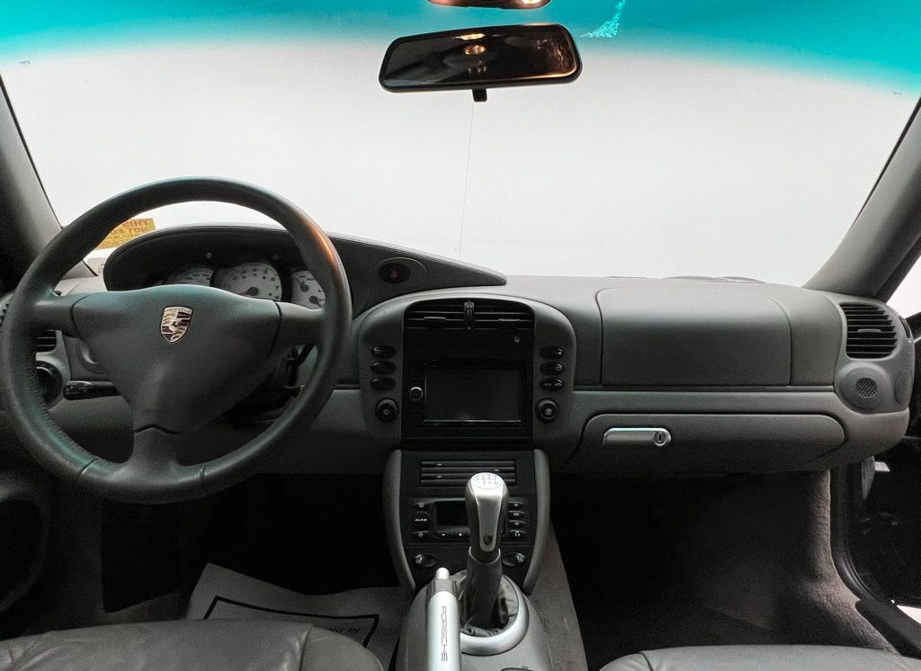 Thumbnail: 2003 Porsche 911 - 6