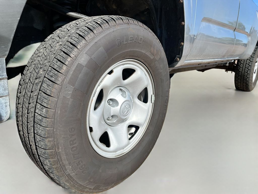 Used 2020 Silver Toyota SR image 28